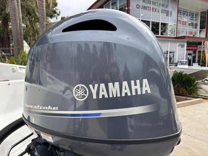 2015 Streaker 5250 Navigator