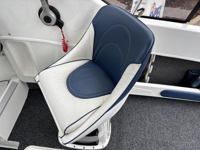 2015 Streaker 5250 Navigator
