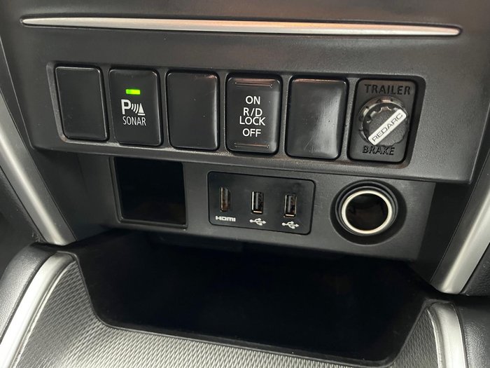 2019 Mitsubishi Triton GLX+ MR MY20 4X4 Dual Range White