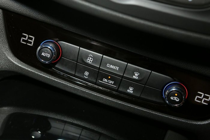 2019 Holden Commodore LT