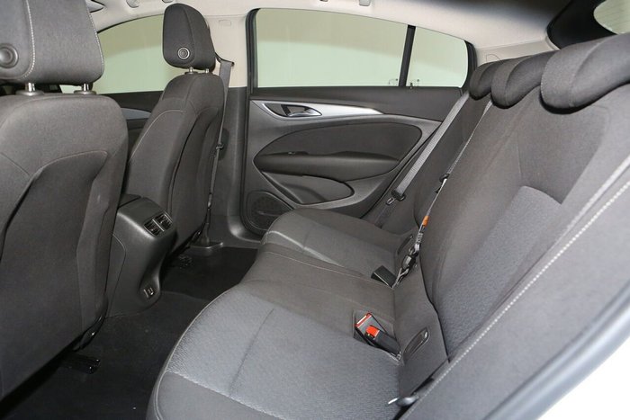 2019 Holden Commodore LT