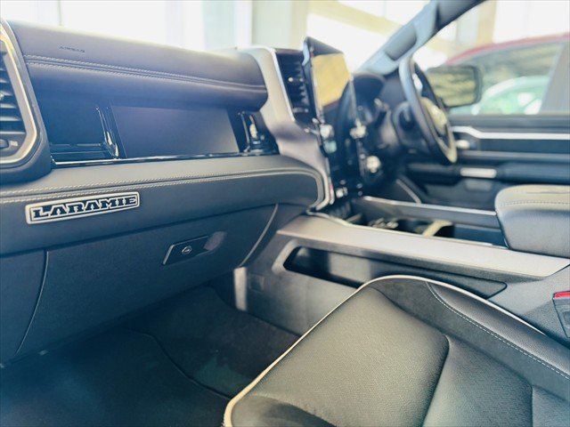 2025 RAM 1500 Laramie Sport Hurricane SO RamBox