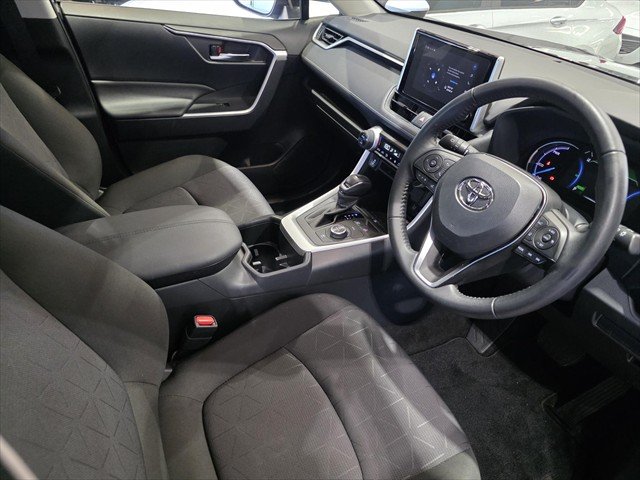 2025 Toyota RAV4 GXL