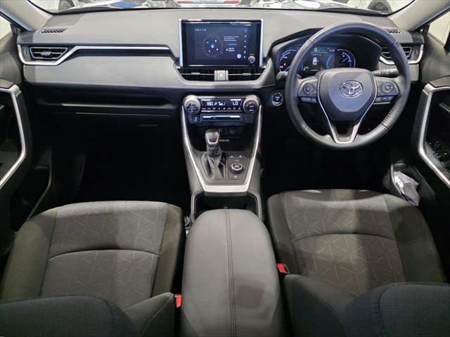 2025 Toyota RAV4 GXL