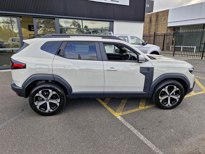 2025 Renault Duster Techno