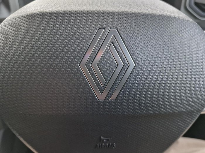 2025 Renault Duster Techno