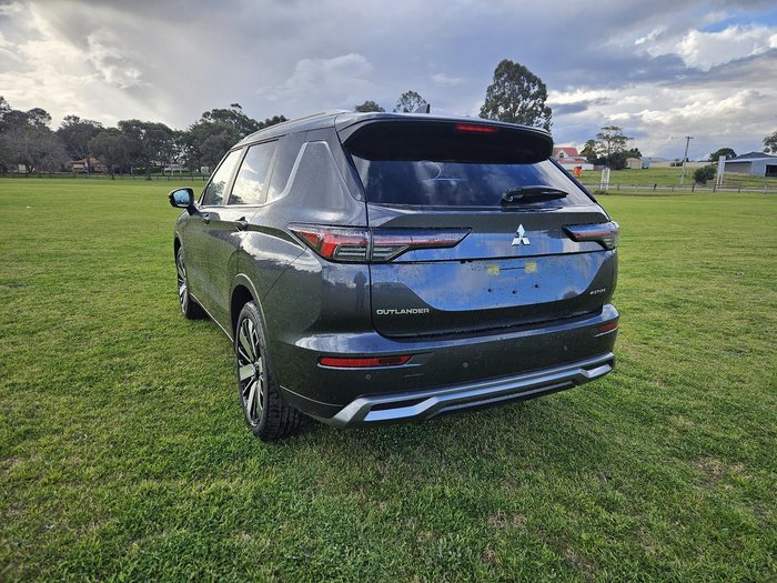 2025 Mitsubishi Outlander Aspire