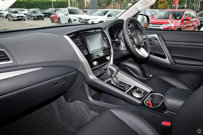 2025 Mitsubishi Pajero Sport Exceed