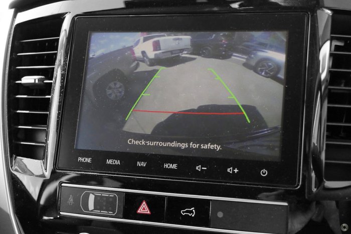 2025 Mitsubishi Pajero Sport GLS