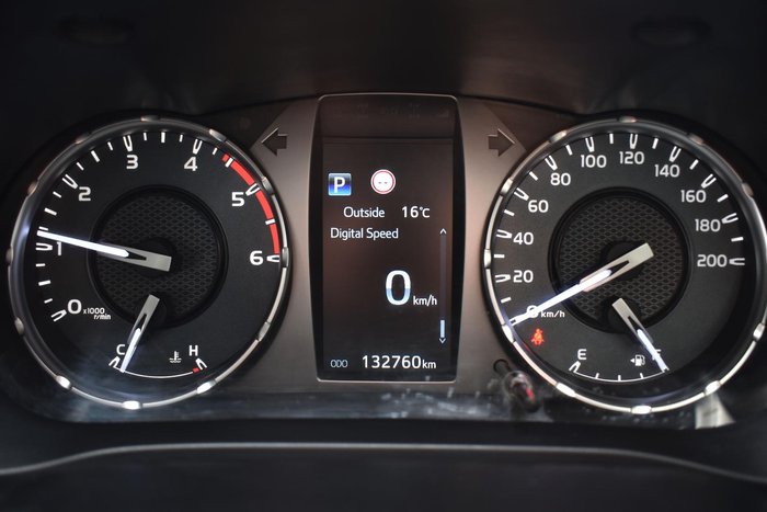 2021 Toyota Hilux SR