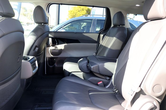 2024 Kia Carnival GT-Line