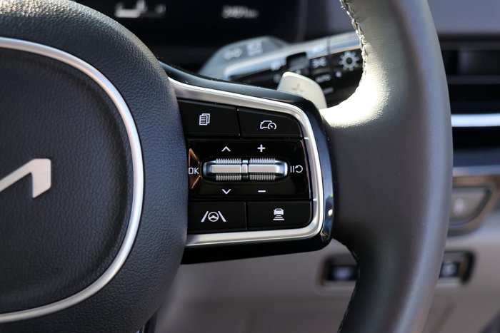 2024 Kia Carnival GT-Line