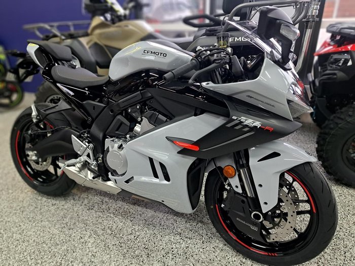 2025 CFMOTO 675SR-R SR Grey