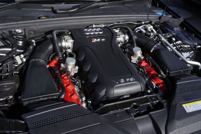 2015 Audi RS4 Avant S Tronic Quattro