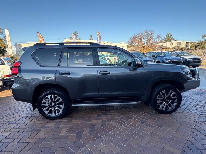 2021 Toyota Landcruiser Prado VX