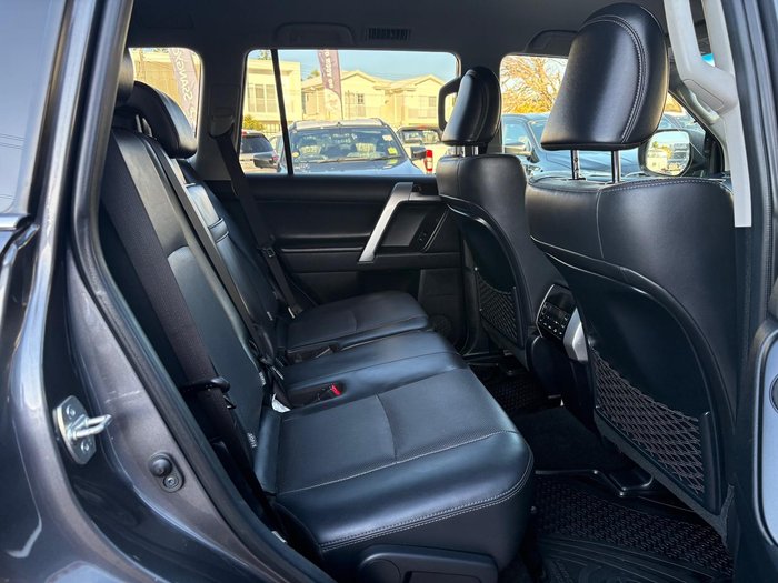 2021 Toyota Landcruiser Prado VX