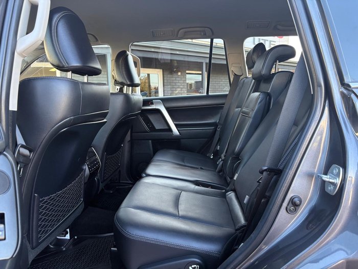 2021 Toyota Landcruiser Prado VX