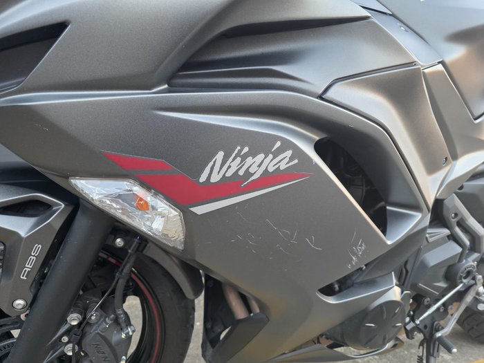 2022 Kawasaki NINJA 650L BLACK