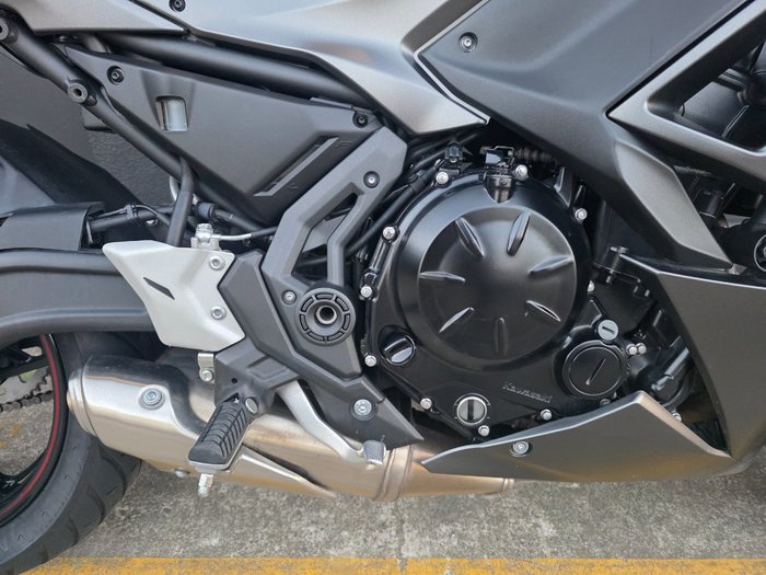2022 Kawasaki NINJA 650L BLACK