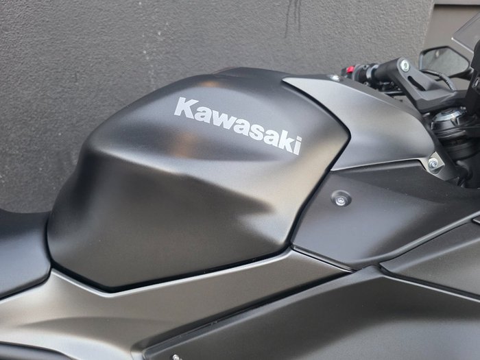 2022 Kawasaki NINJA 650L BLACK