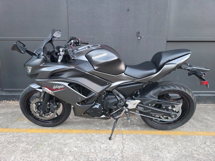 2022 Kawasaki NINJA 650L BLACK