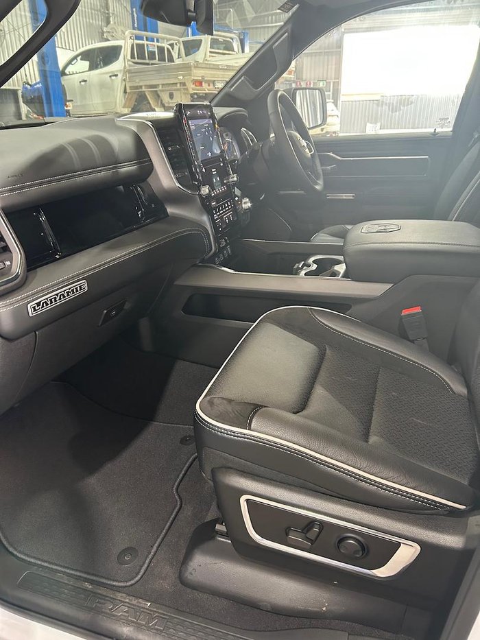 2025 RAM 1500 Laramie Sport Hurricane SO RamBox