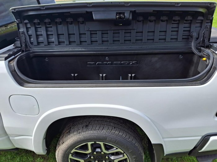 2025 RAM 1500 Laramie Sport Hurricane SO RamBox