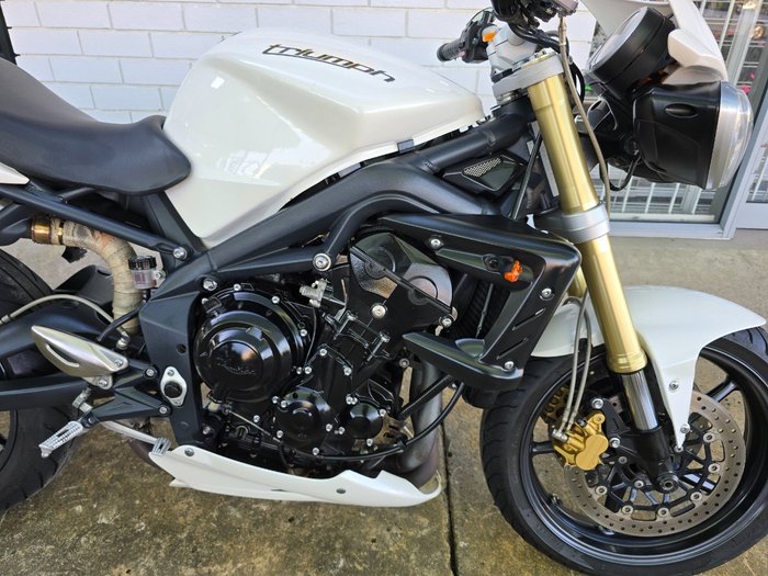 2012 Triumph STREET TRIPLE White