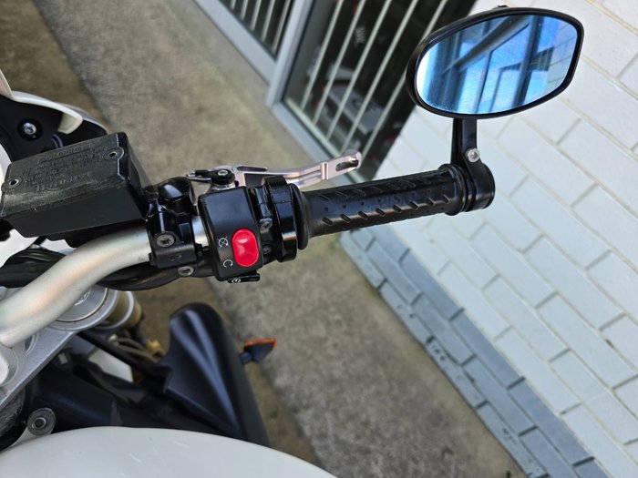 2012 Triumph STREET TRIPLE White