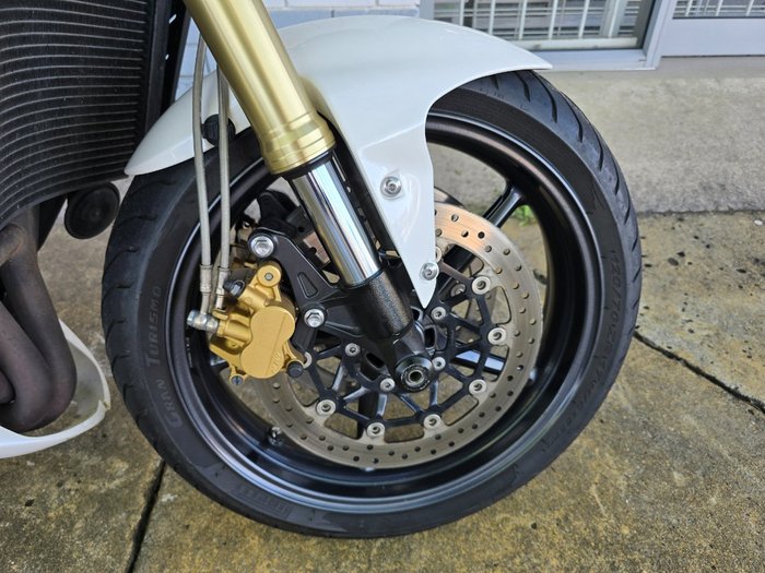 2012 Triumph STREET TRIPLE White