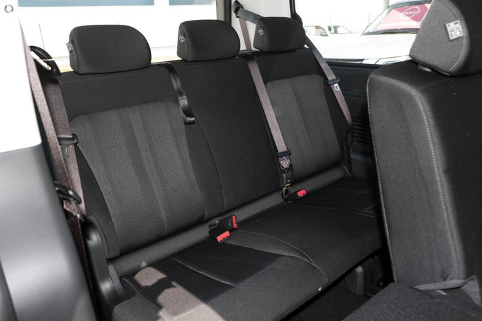 2025 Hyundai STARIA