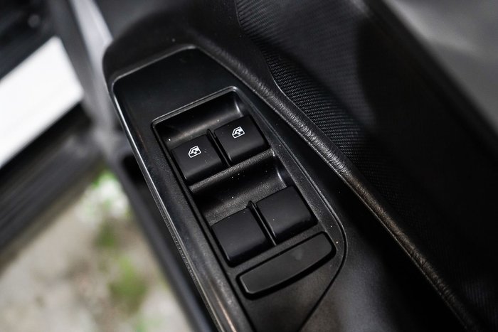 2021 Mahindra PIK-UP S6+