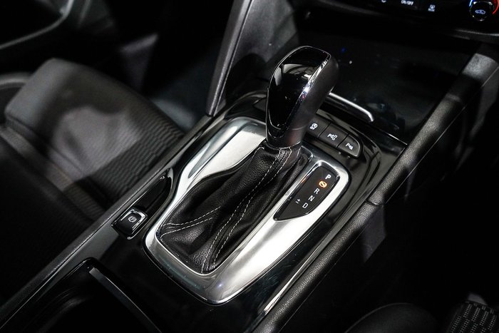 2019 Holden Commodore RS