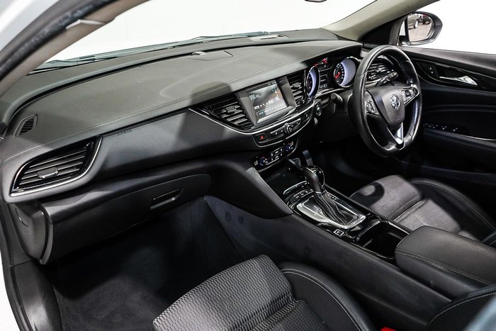 2019 Holden Commodore RS
