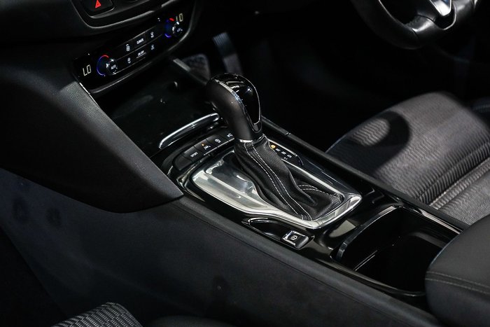 2019 Holden Commodore RS