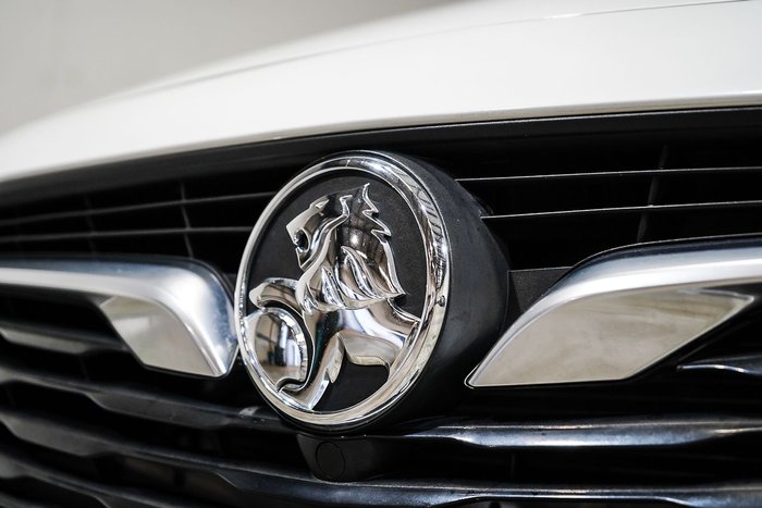 2019 Holden Commodore RS