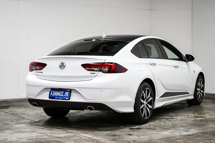 2019 Holden Commodore RS