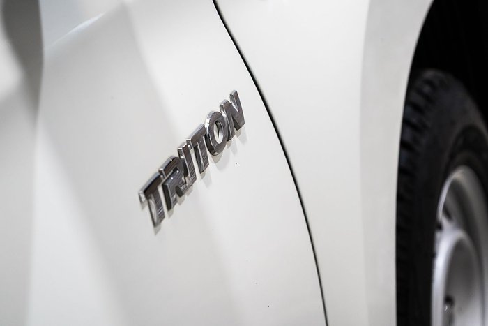 2020 Mitsubishi Triton GLX