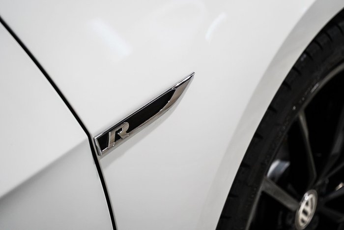 2020 Volkswagen Golf R Final Edition