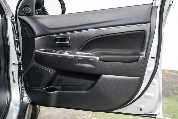 2024 Mitsubishi ASX LS