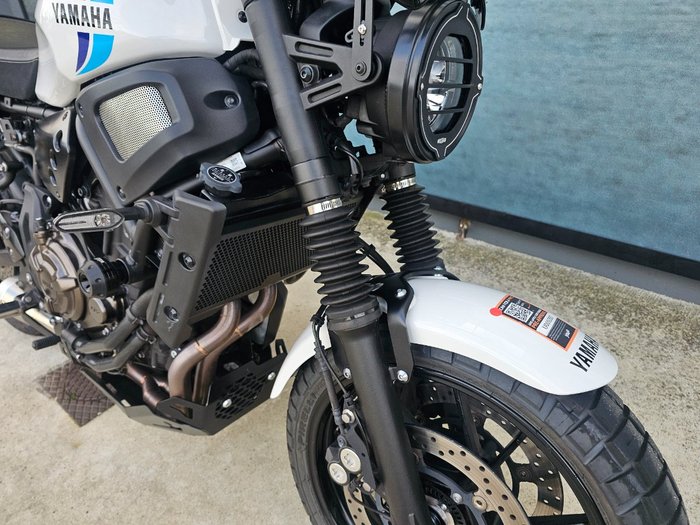 2022 Yamaha XSR700 White
