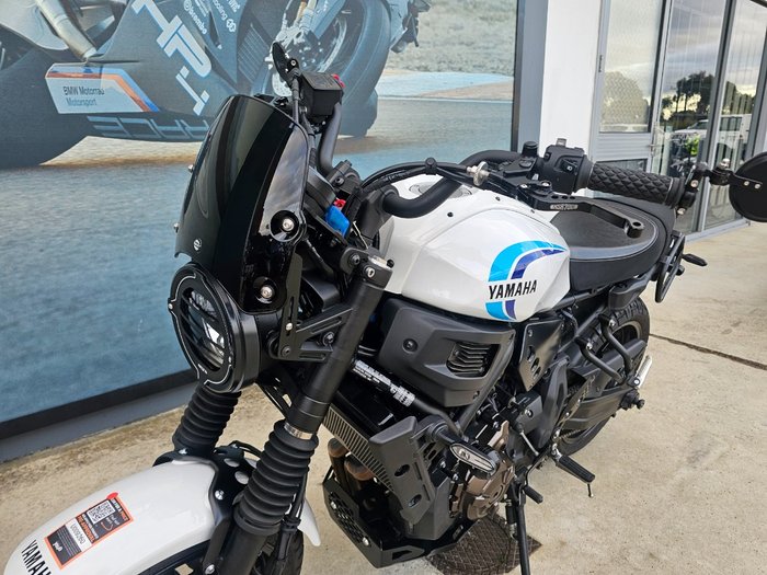 2022 Yamaha XSR700 White