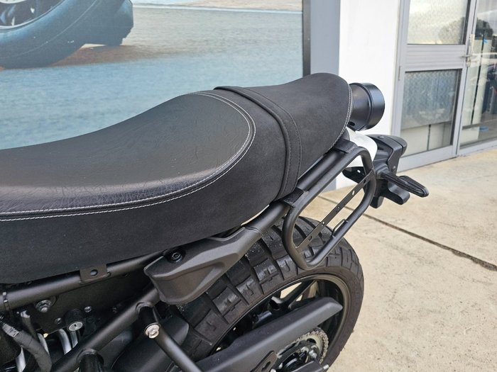2022 Yamaha XSR700 White