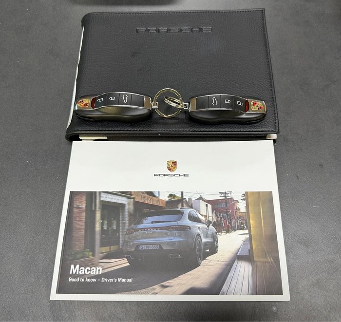 2021 Porsche Macan 95B MY21 AWD Volcano Grey