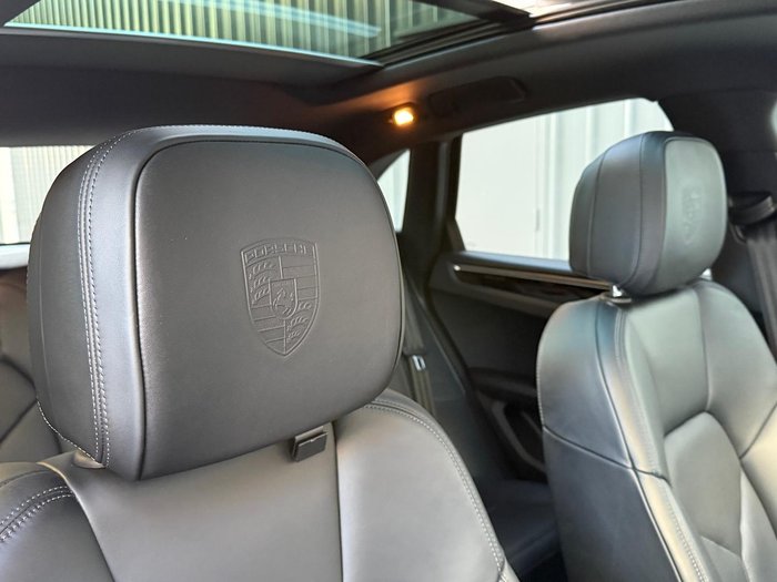 2021 Porsche Macan 95B MY21 AWD Volcano Grey