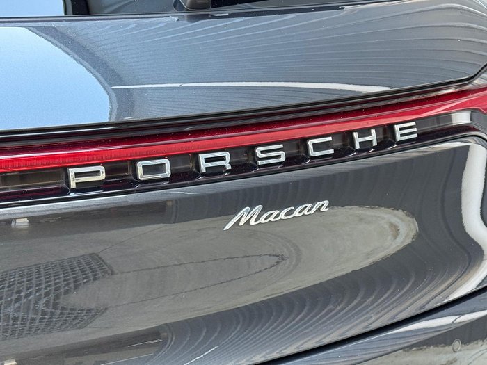 2021 Porsche Macan 95B MY21 AWD Volcano Grey