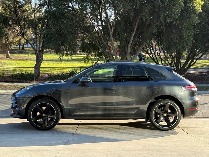 2021 Porsche Macan 95B MY21 AWD Volcano Grey