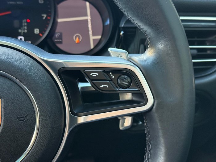2021 Porsche Macan 95B MY21 AWD Volcano Grey