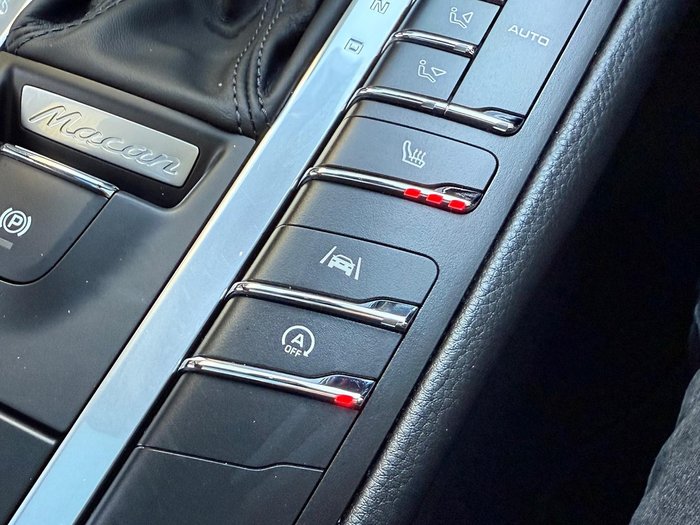 2021 Porsche Macan 95B MY21 AWD Volcano Grey