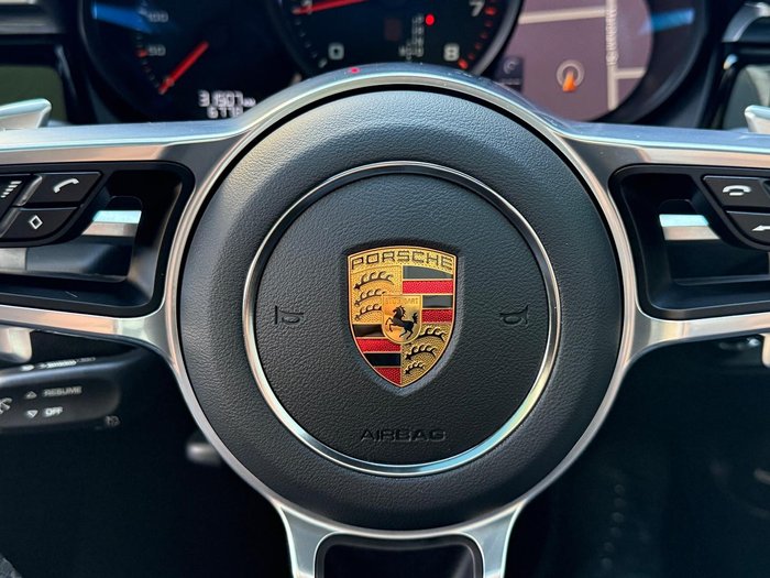 2021 Porsche Macan 95B MY21 AWD Volcano Grey